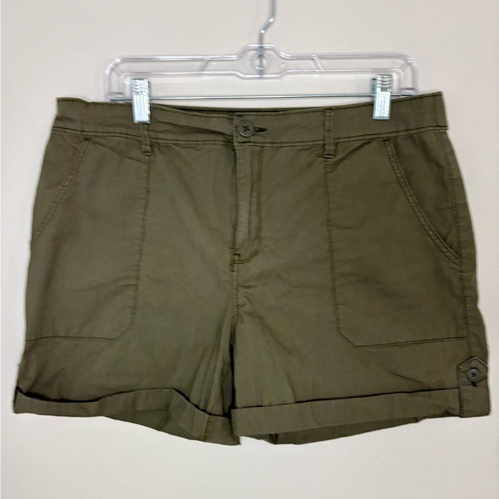 Social Standard Olive Green Utility Shorts Size XL Casual Cargo